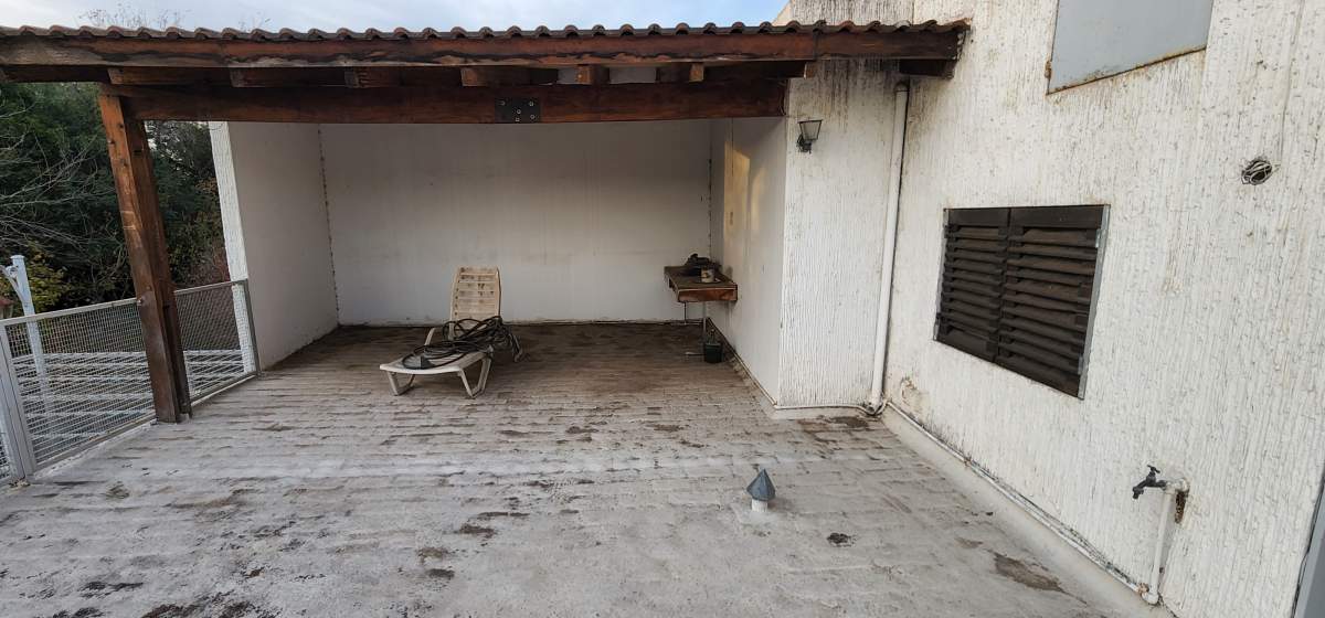 Cerro casa en alquiler uso comercial profesional