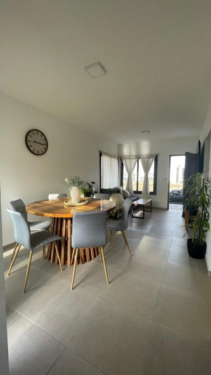 CASA 3 DORMITORIOS TEJAS 4, MALAGUEÑO