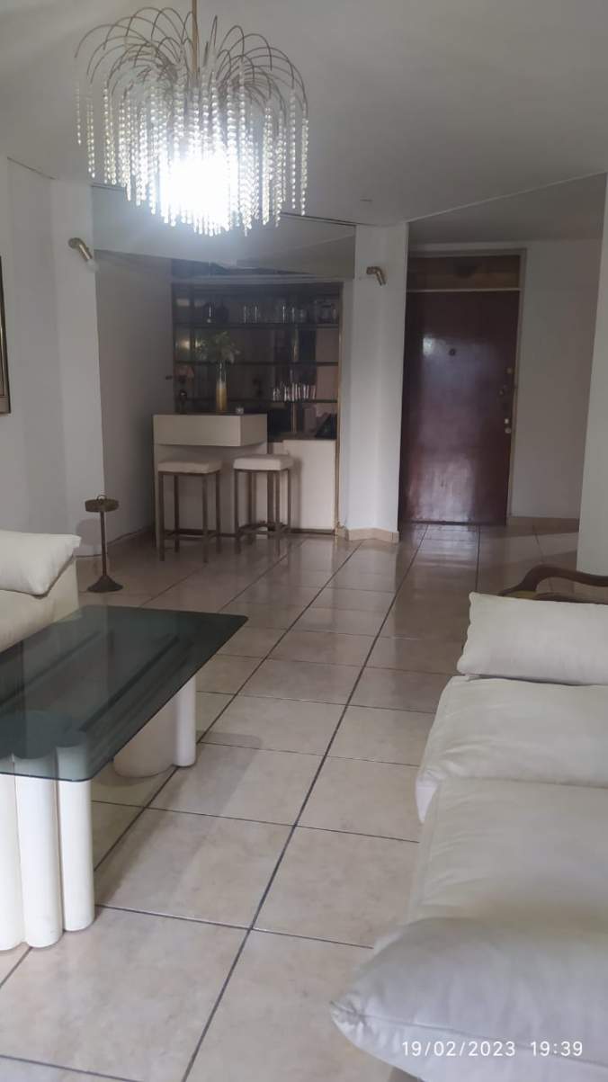 Departamento de 3 Dormitorios en Nueva Cordoba con Cochera