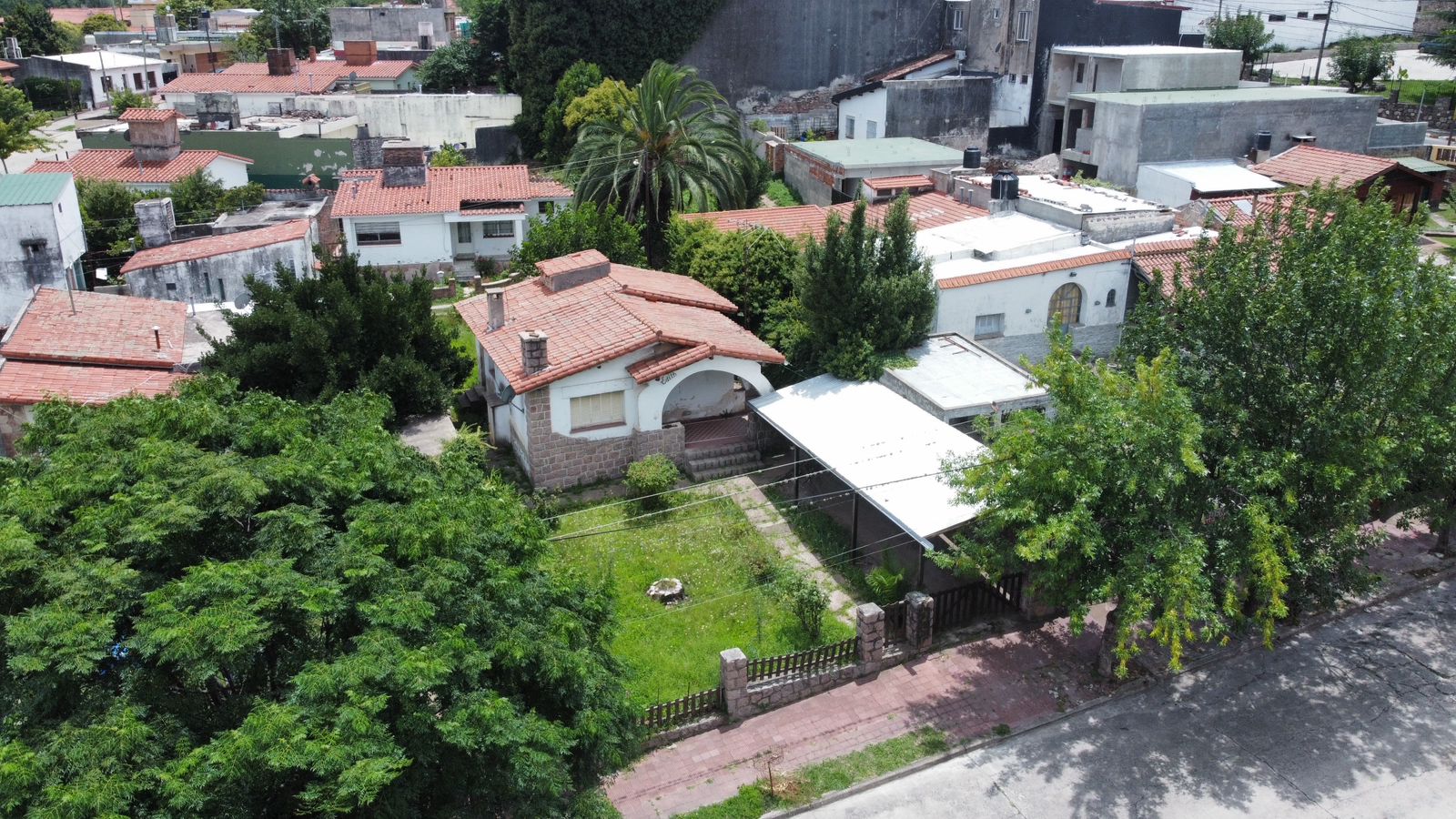 Casa de dos dormitorios en barrio Centro Huerta Grande. Provincia de Córdoba.