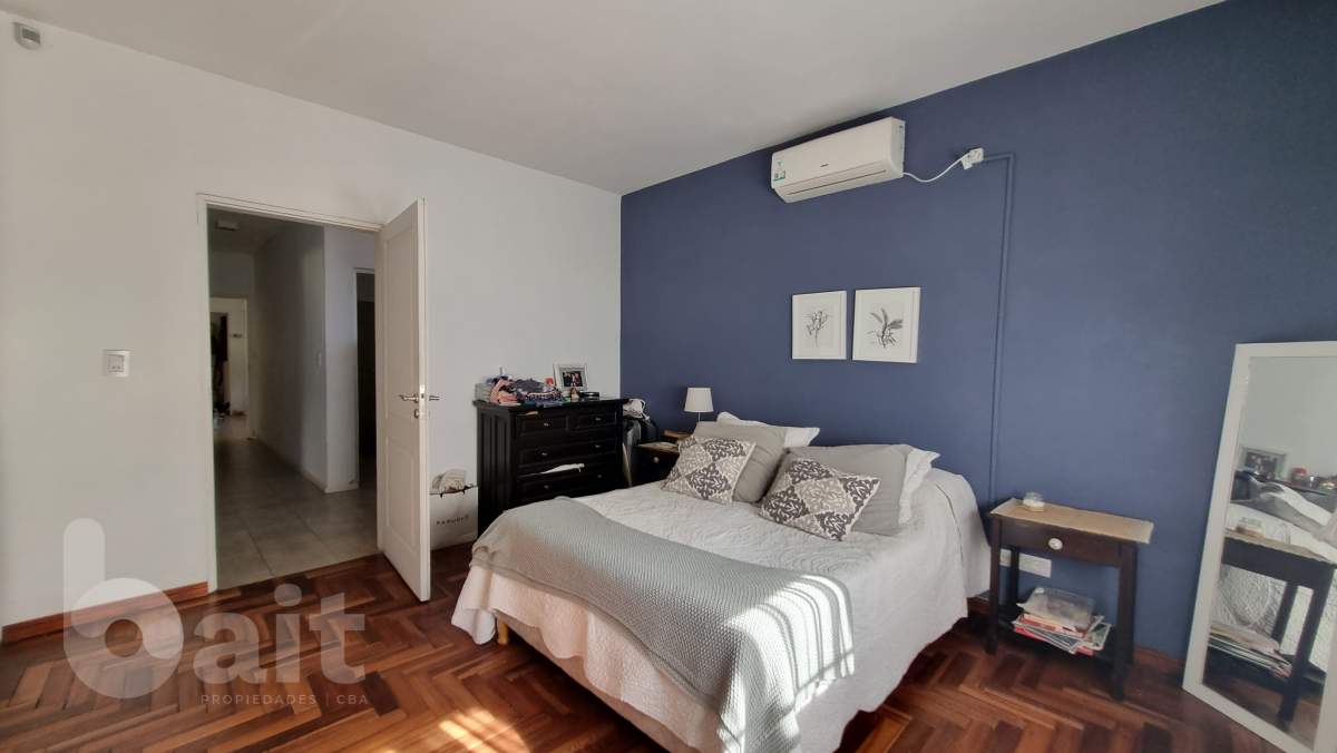 CASA con 3 dormitorios y pileta en un housing en Villa Allende, APTA CREDITO!!.