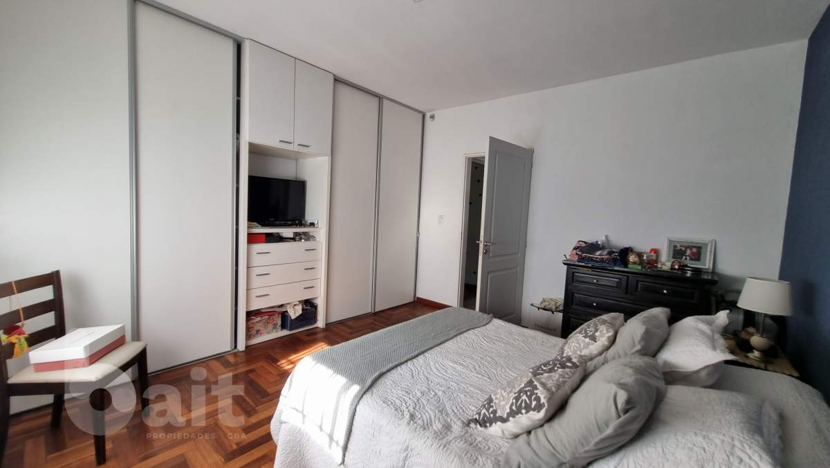 CASA con 3 dormitorios y pileta en un housing en Villa Allende, APTA CREDITO!!.