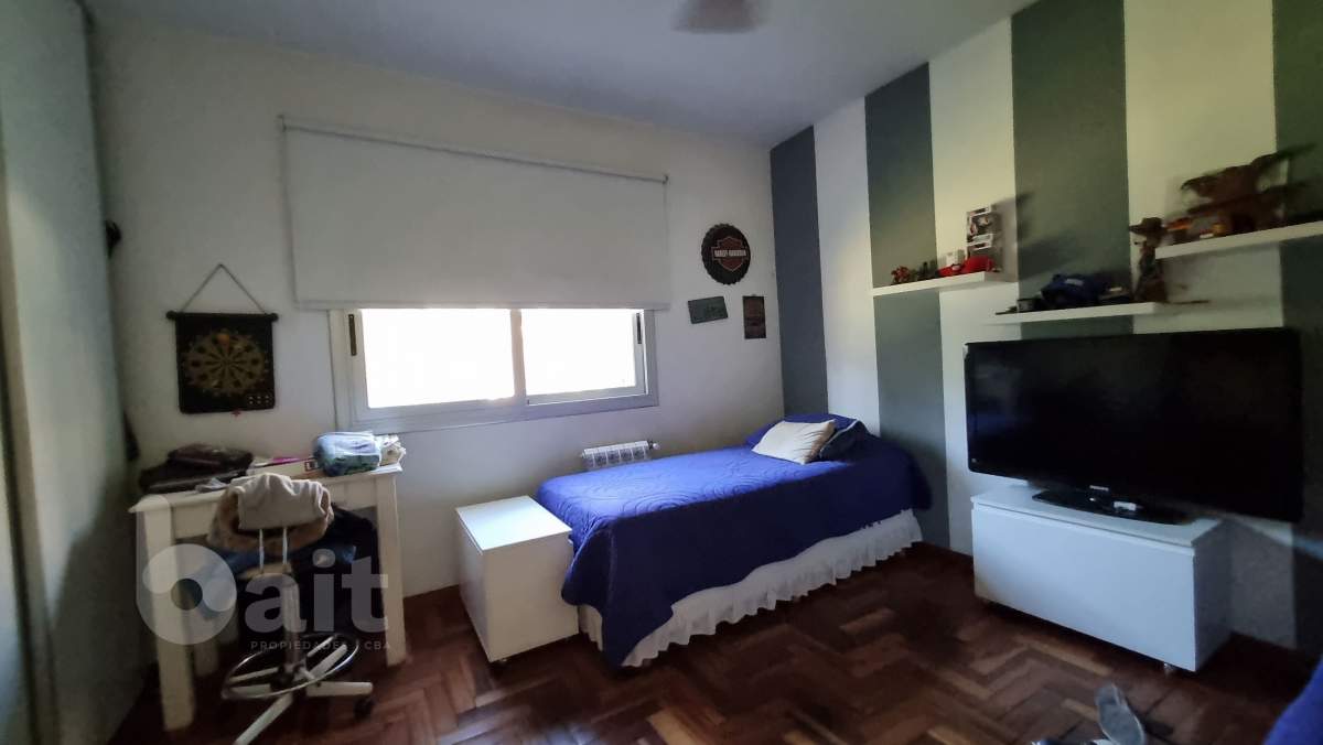CASA con 3 dormitorios y pileta en un housing en Villa Allende, APTA CREDITO!!.