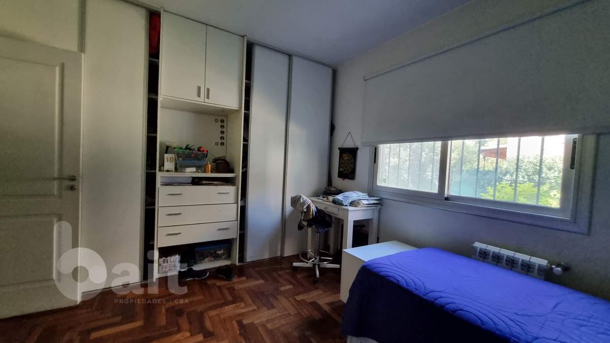 CASA con 3 dormitorios y pileta en un housing en Villa Allende, APTA CREDITO!!.