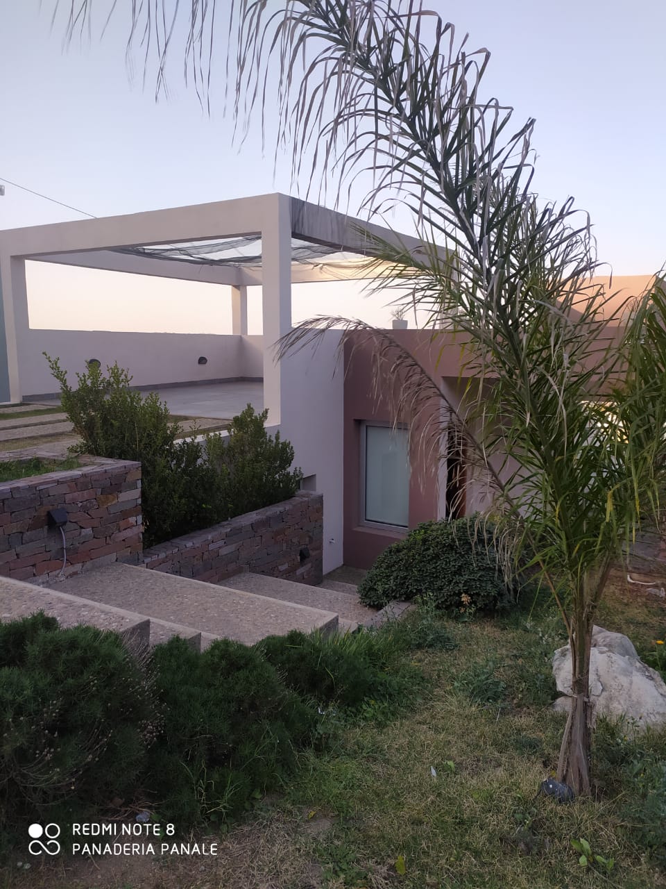 SE ALQUILA CASA DE 2 DORMITORIOS EN TERRAZAS DE LA ESTANZUELA - LA CALERA