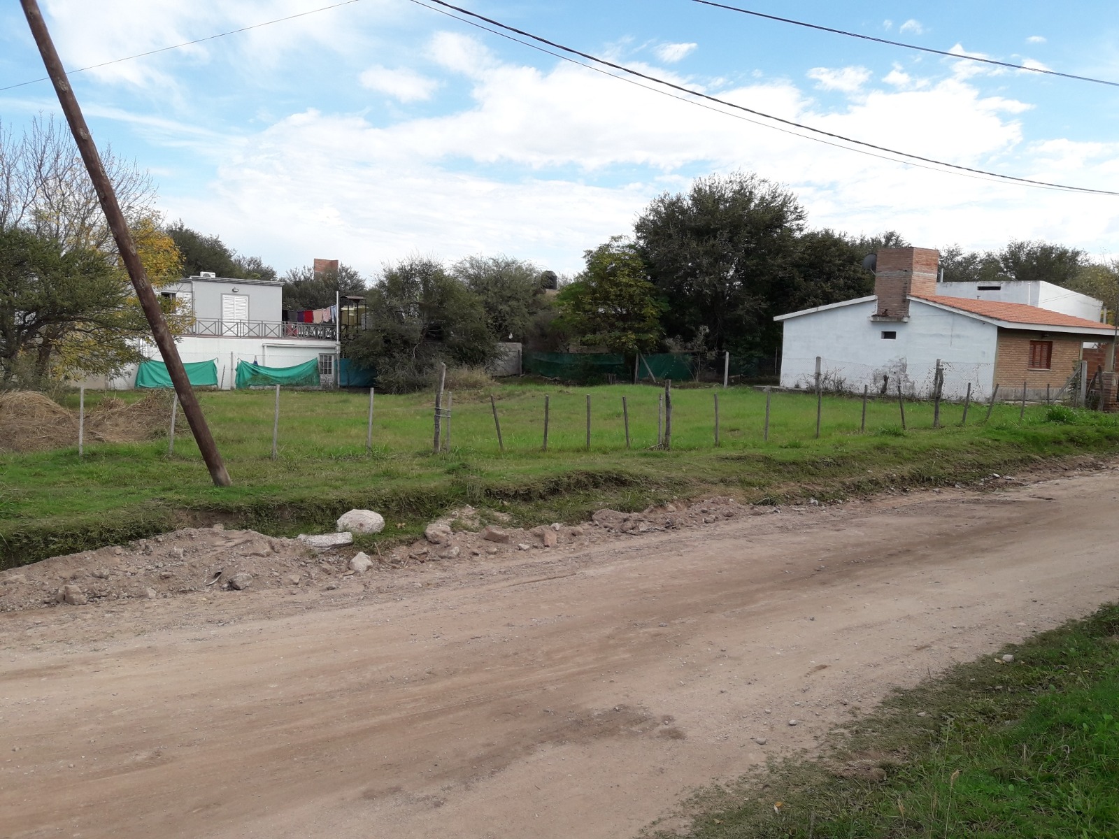 Terrenos a metros del Hospital y del río en Mina Clavero