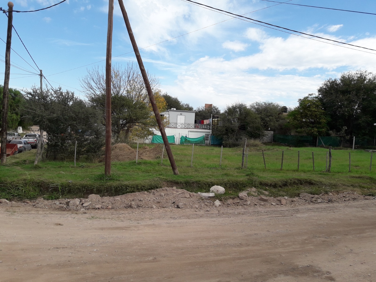 Terrenos a metros del Hospital y del río en Mina Clavero