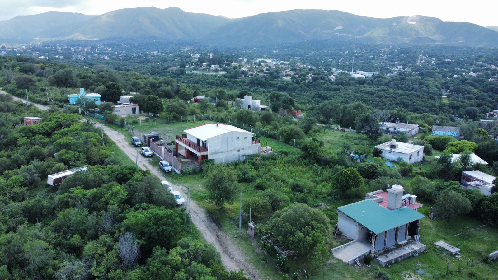 Se vende lote de 850 m2 en barrio El dominador. La Falda, Provincia de Córdoba.