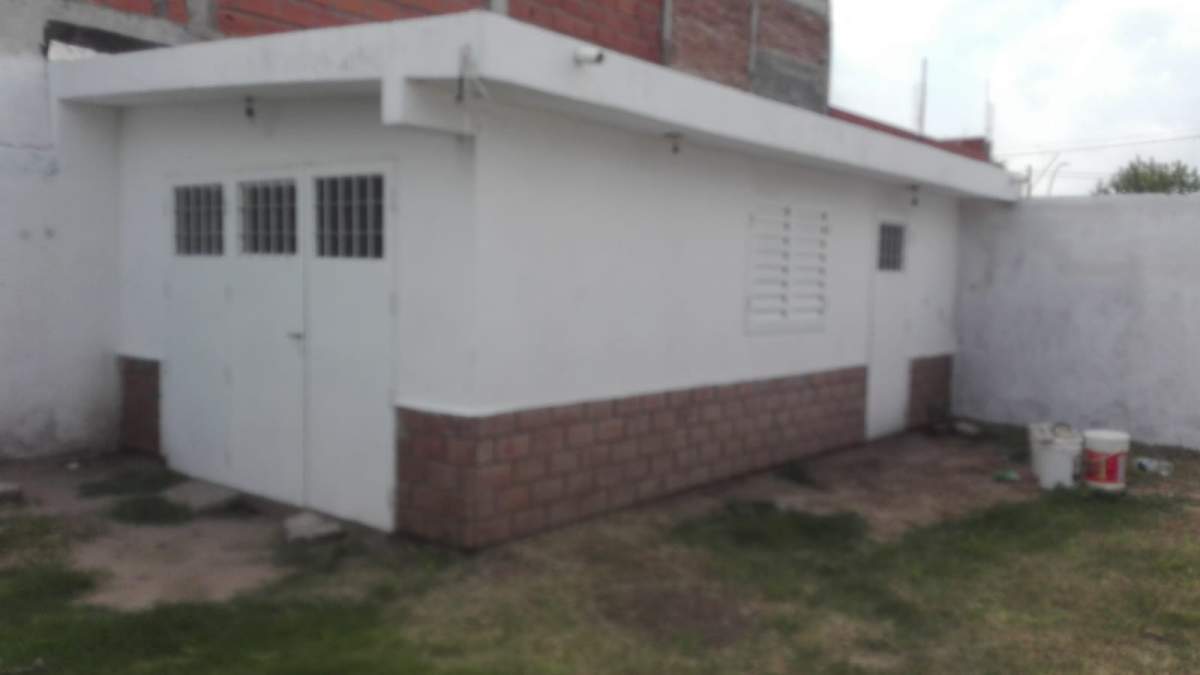 Casa de 4 Dormitorios en venta en Barrio El Cabildo Appto Bancor