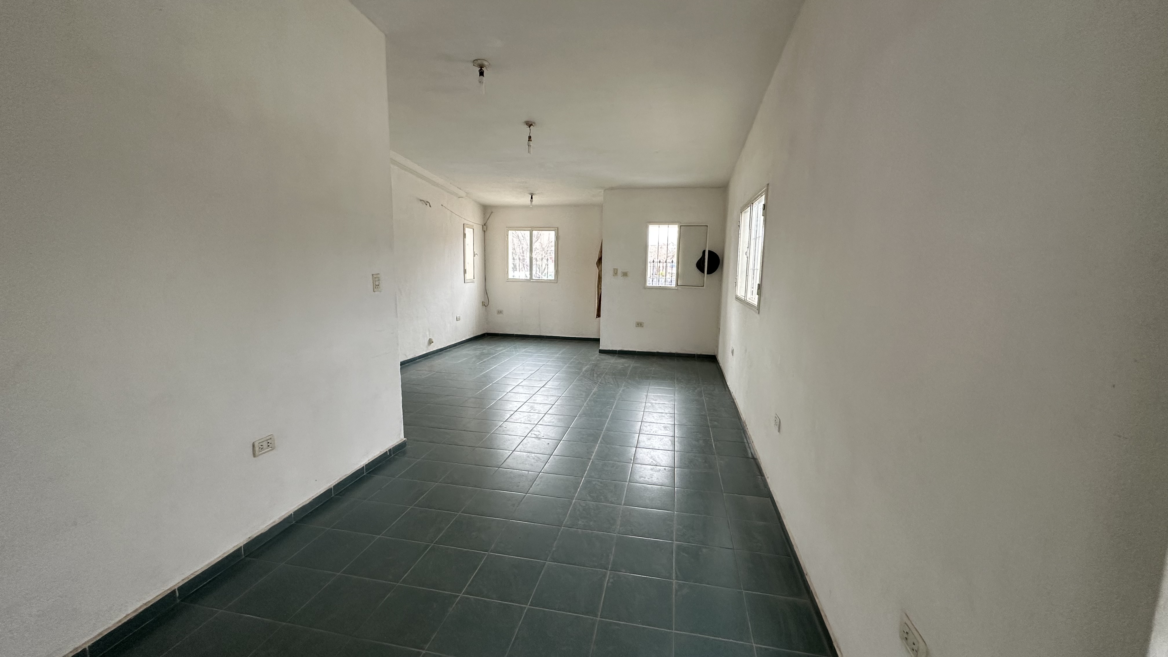 Casa de 4 Dormitorios en venta en Barrio El Cabildo Appto Bancor