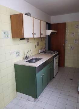 Vendo dpto 2 dorm cplacard. Alberdi