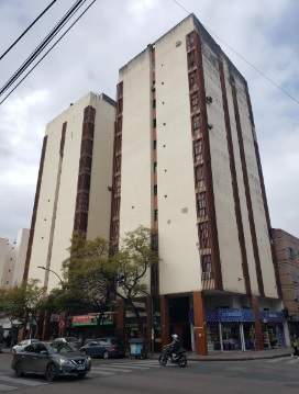 Vendo dpto 2 dorm cplacard. Alberdi