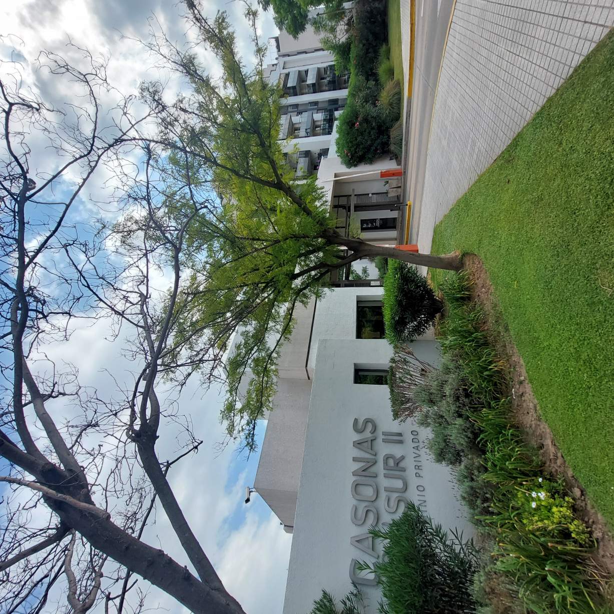 CASONAS DEL SUR II. ULTIMO PISO BALCON FRENTE.