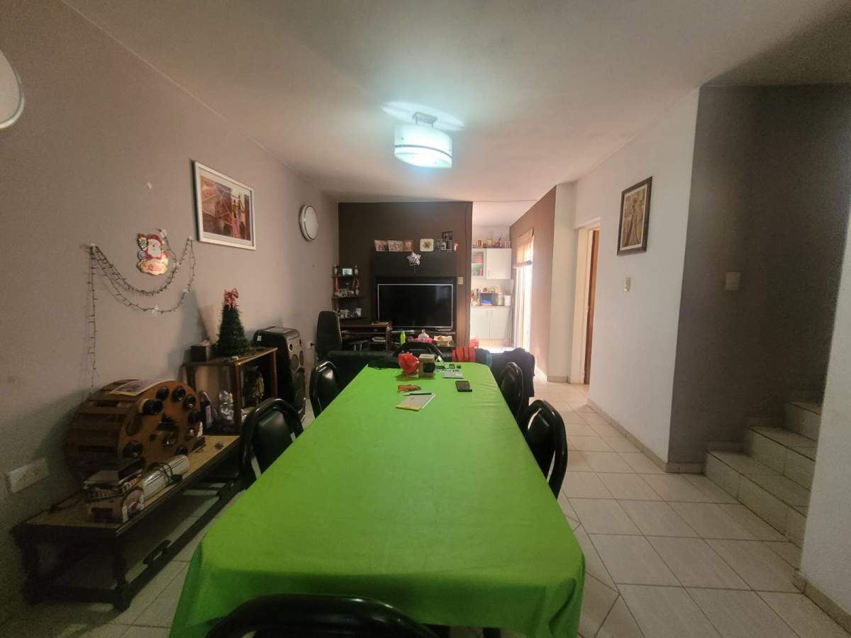 Vendo Duplex 3 dorm ccoch y balc. B San Francisco.