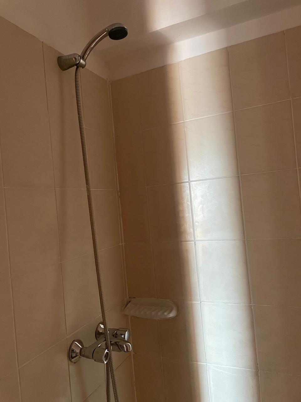 ALQUILER DE DEPARTAMENTO 2 DOR, CON BALCON Y COCHERA, BAULERA!!!