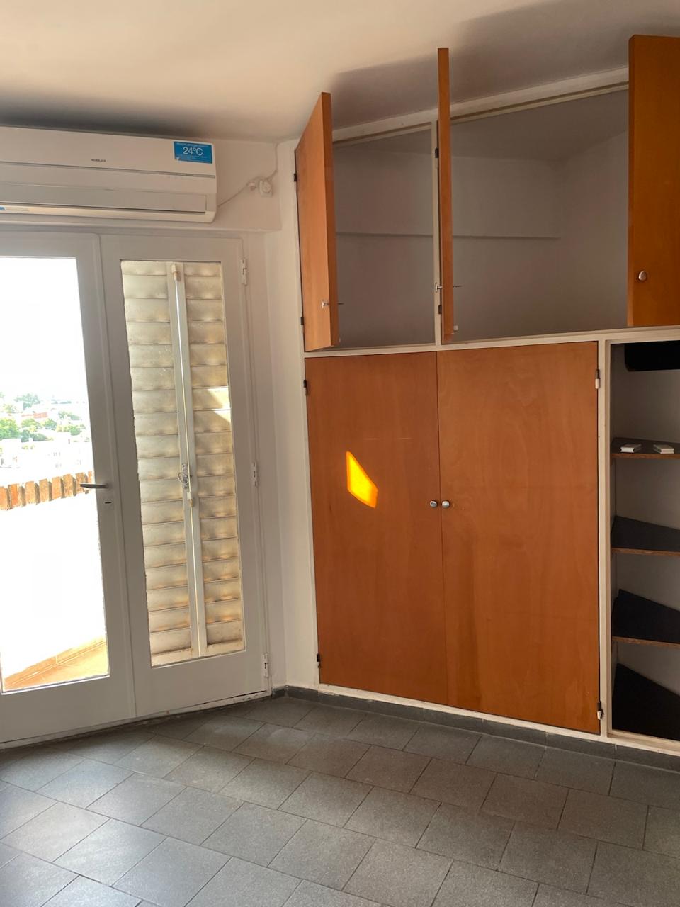 ALQUILER DE DEPARTAMENTO 2 DOR, CON BALCON Y COCHERA, BAULERA!!!