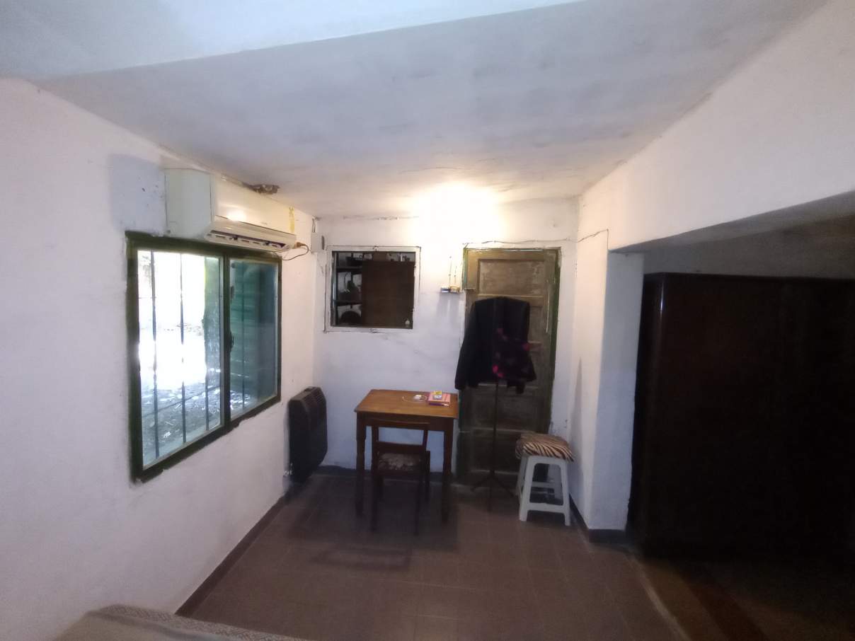 SE VENDE CASA DE DOS DORMITORIOS A REFACCIONAR EN RIO CUARTO B ROQUE SAENZ PEÑA