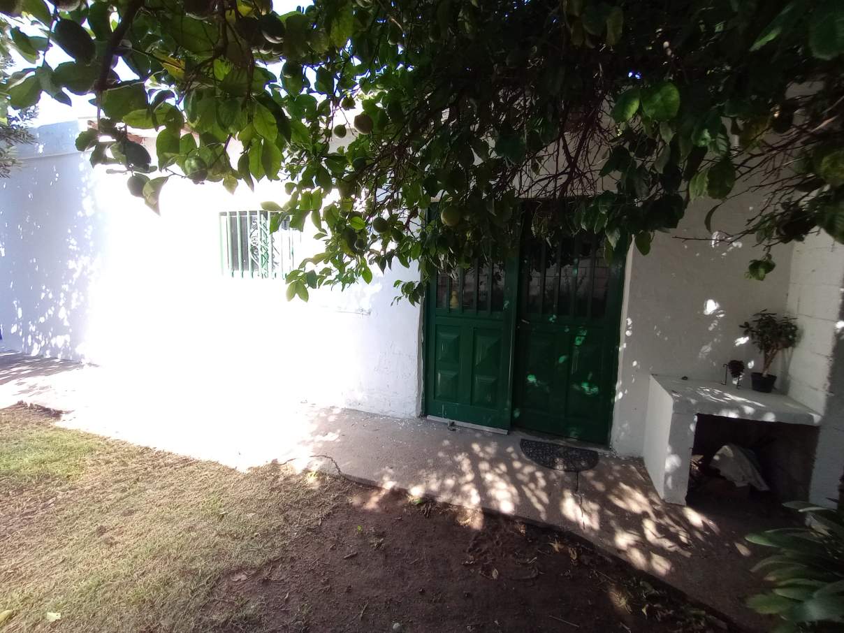 SE VENDE CASA DE DOS DORMITORIOS A REFACCIONAR EN RIO CUARTO B ROQUE SAENZ PEÑA