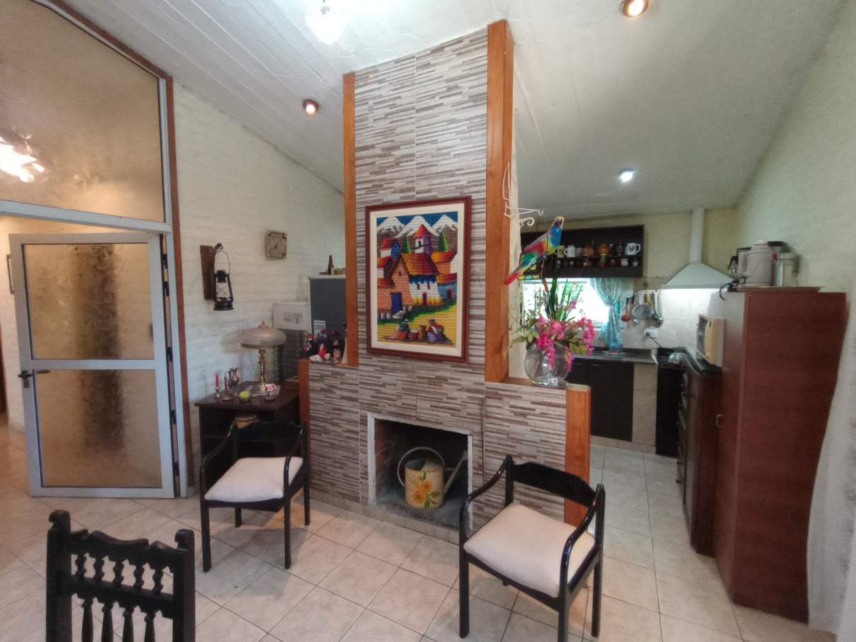 SE VENDE O PERMUTA CASA QUINTA 3 DORMITORIOS SECTOR LAS HIGUERAS RÍO CUARTO