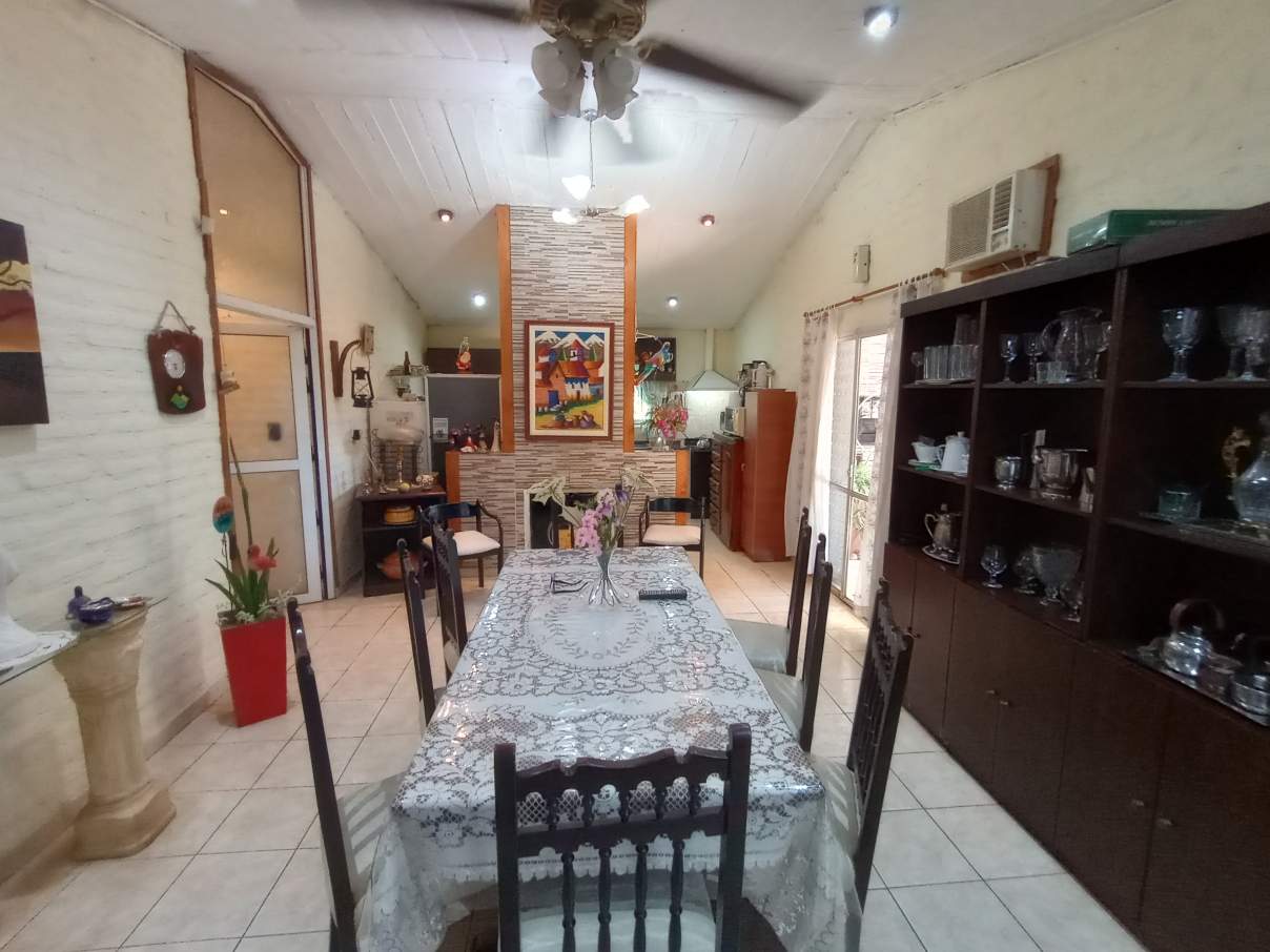 SE VENDE O PERMUTA CASA QUINTA 3 DORMITORIOS SECTOR LAS HIGUERAS RÍO CUARTO
