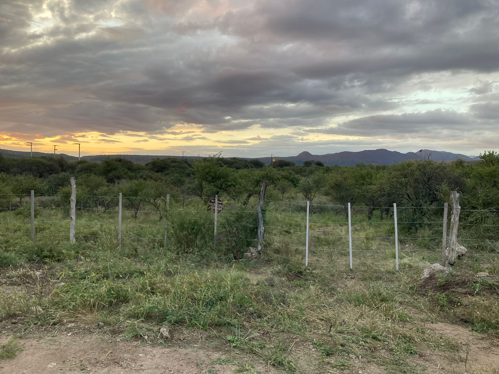 Terreno de 1076,72m2 en