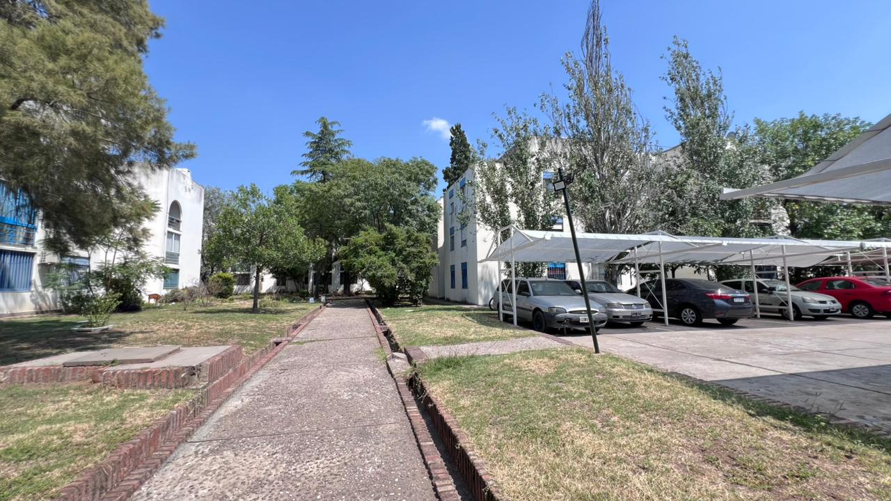 ALQUILER Monoambiente  Con Cochera Complejo Arcos del Cerro,B Las Palmas