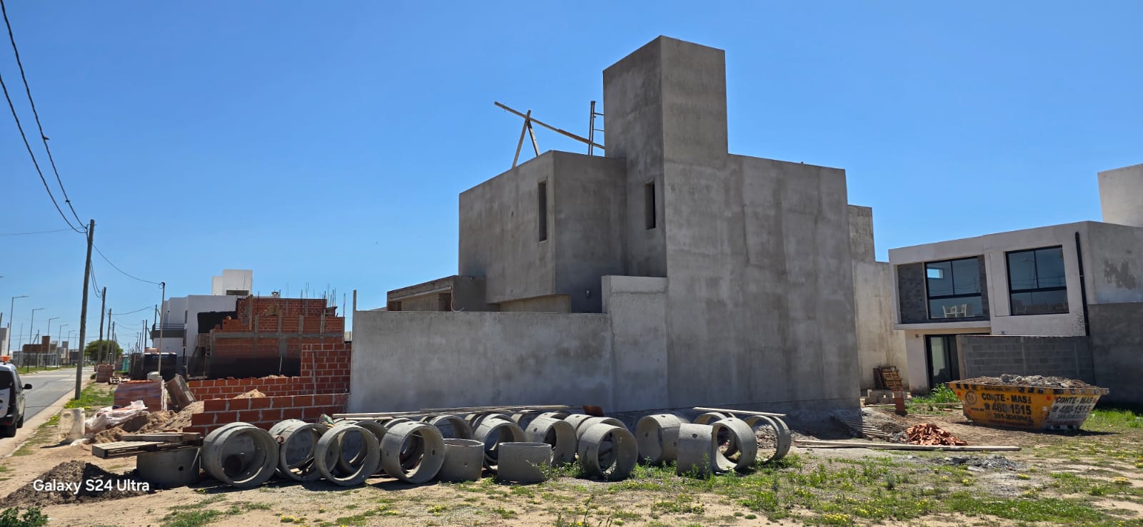 Casa Rincones de Manantiales  - 4 dormitorios pileta A ESTRENAR