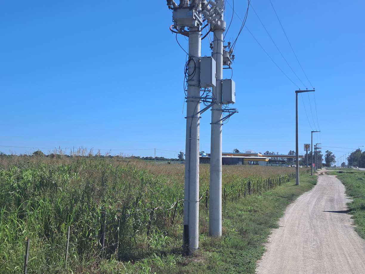 GRAN LOTE , UBIC ESTRATÉGICA, POTENCIAL COMERCIAL !!!