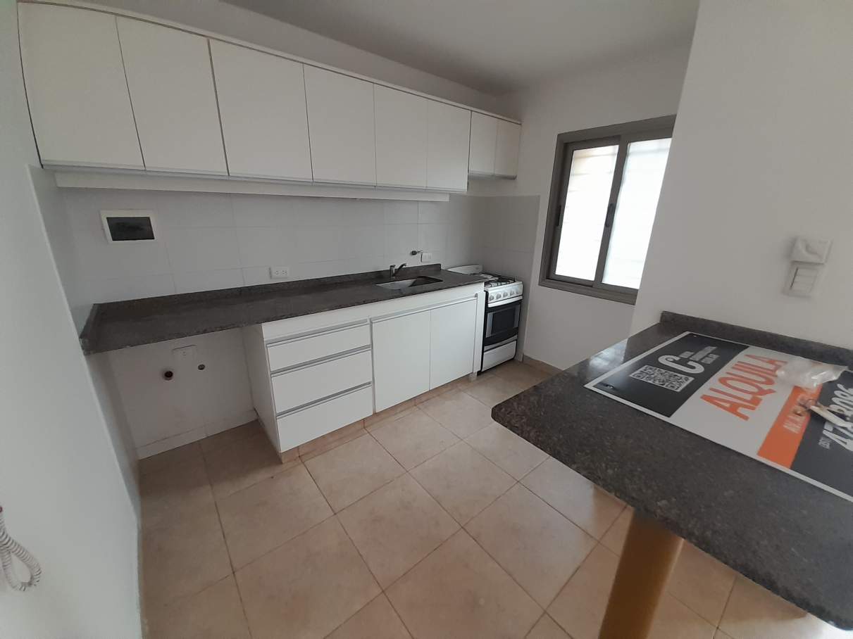 VILLA CENTENARIO - OBISPO MERCADILLO 2280 - DUPLEX 2 DORMITORIOS EN ALQUILER