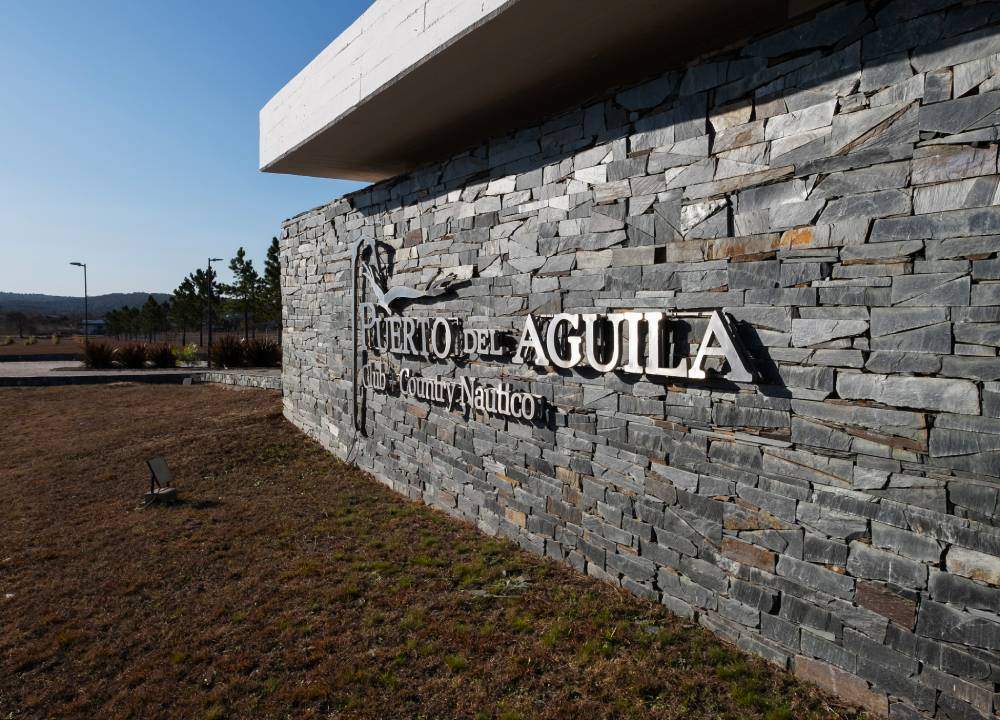 EXCEPCIONAL TERRENO EN VENTA POTRERO DE GARAY - COUNTRY CLUB NAUTICO PUERTO DEL AGUILA