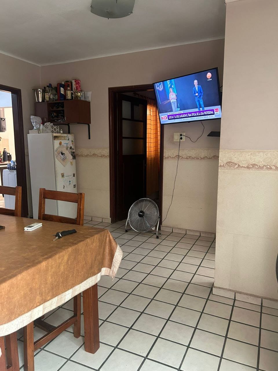 VENDO CASA CON EXCELENTE UBICACION