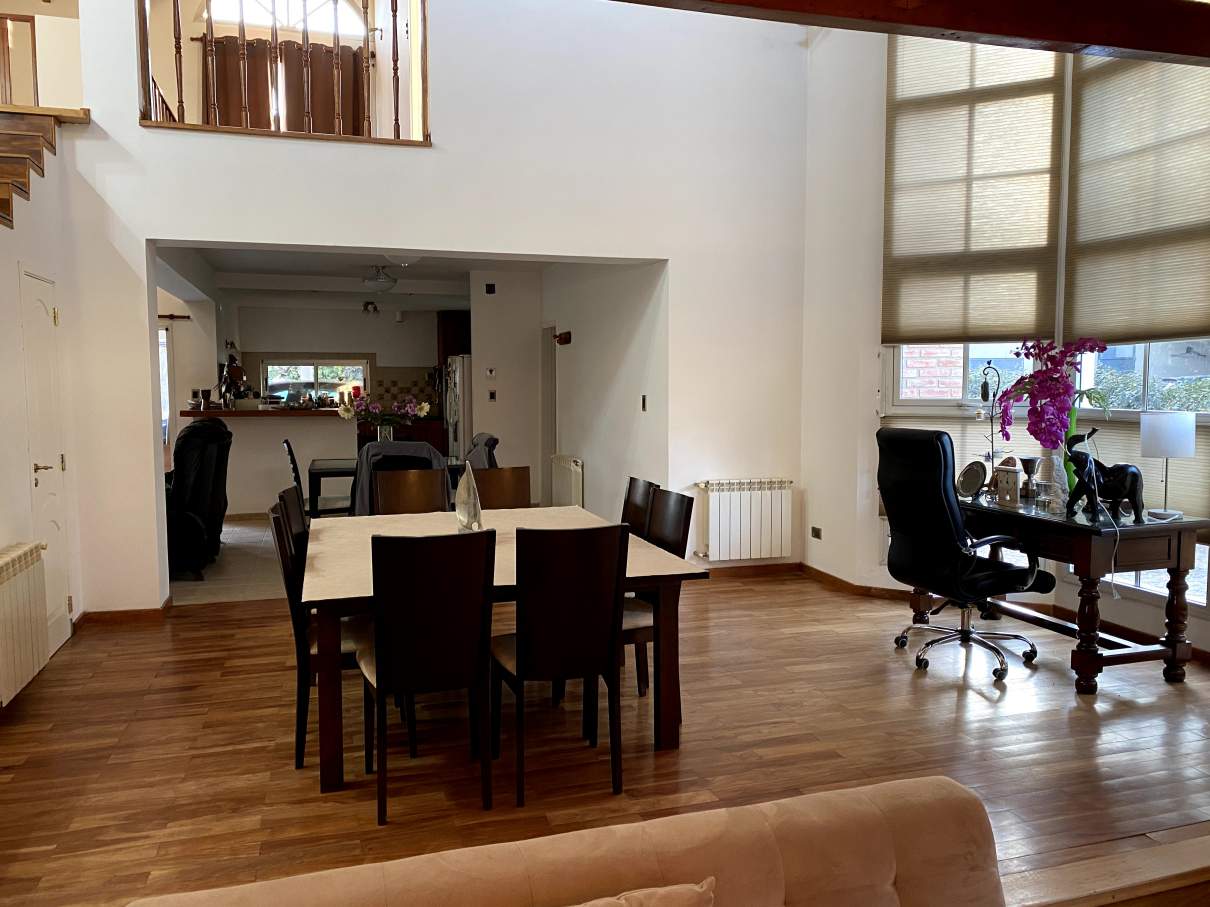ALQUILER LOMAS DE LA CAROLINA - CASA 6 DORM - PILETA