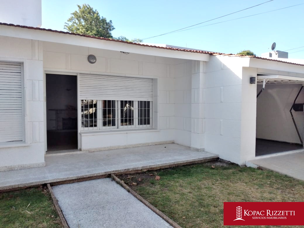 VILLA CENTENARIO (LUIS RUEDA 2400) - VENTA CASA 4 DORM.