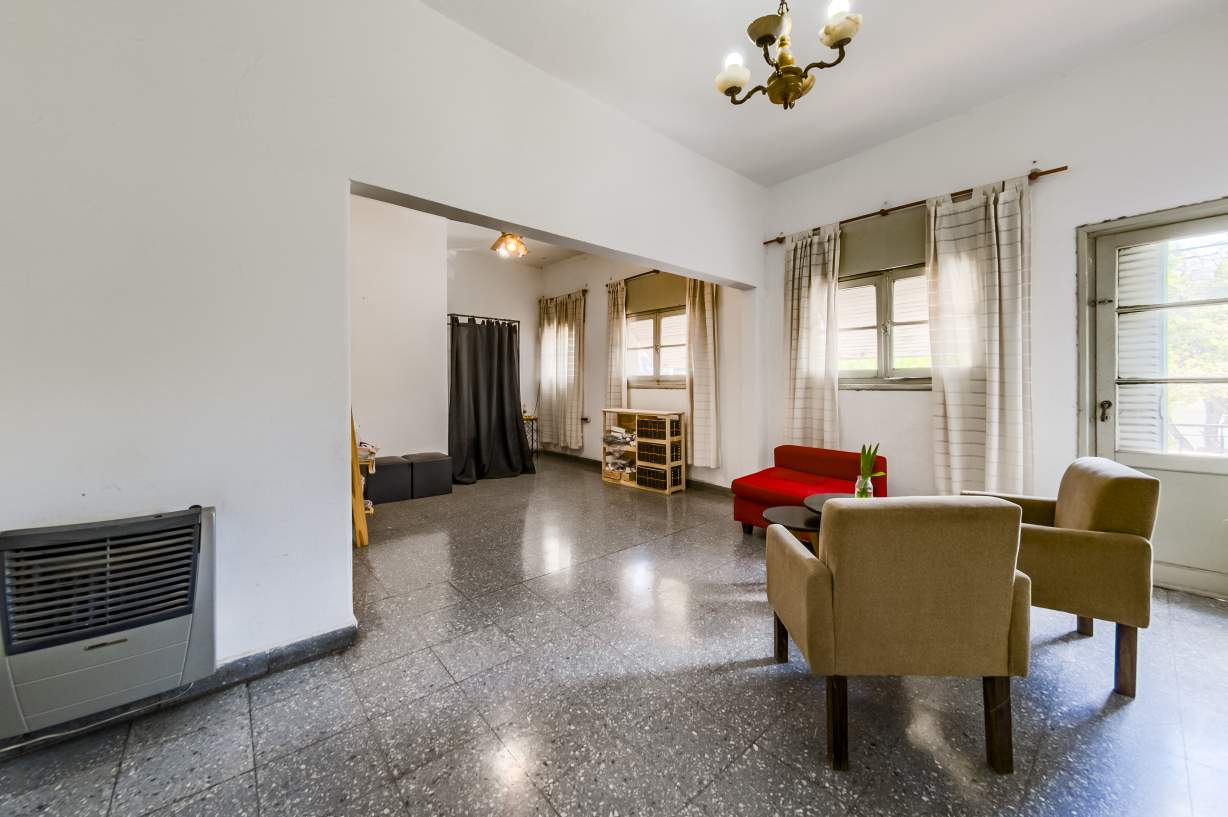 VENTA CASA PLANTA ALTA 3 DORMITORIOS DOS BAÑOS TERRAZA B PUEYRREDÓN. CÓRDOBA