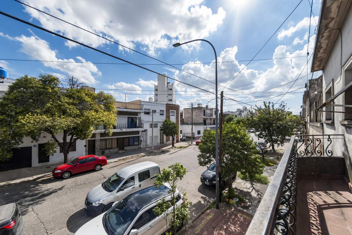 VENTA CASA PLANTA ALTA 3 DORMITORIOS DOS BAÑOS TERRAZA B PUEYRREDÓN. CÓRDOBA