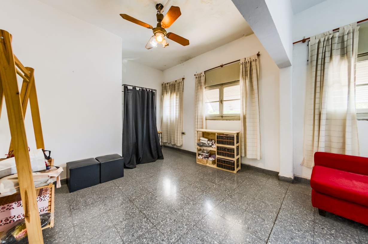 VENTA CASA PLANTA ALTA 3 DORMITORIOS DOS BAÑOS TERRAZA B PUEYRREDÓN. CÓRDOBA