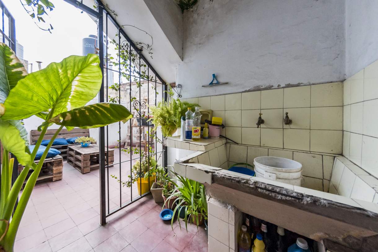 VENTA CASA PLANTA ALTA 3 DORMITORIOS DOS BAÑOS TERRAZA B PUEYRREDÓN. CÓRDOBA