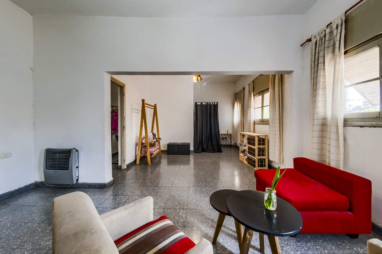 VENTA CASA PLANTA ALTA 3 DORMITORIOS DOS BAÑOS TERRAZA B PUEYRREDÓN. CÓRDOBA