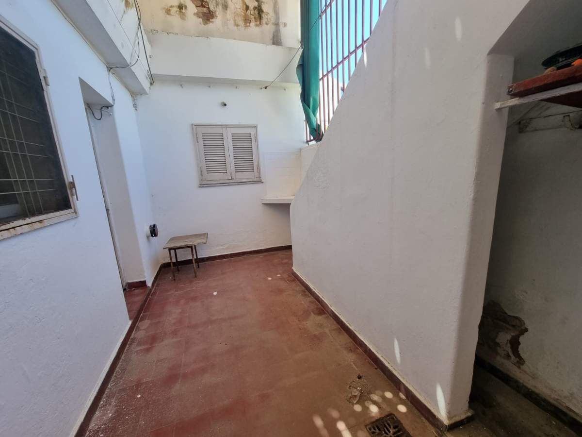 B Gral Paz, Oportunidad!!! Catamarca 1932, 2 dorm  habitac servicio, garaje