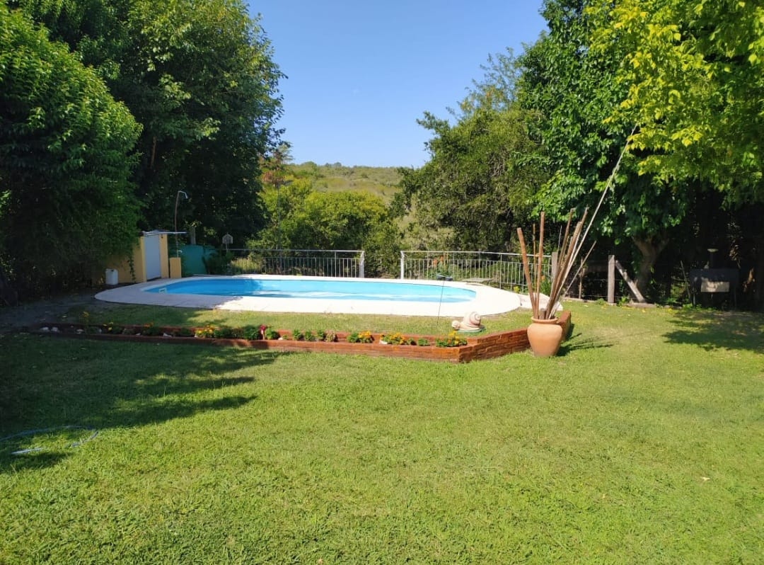 CASA 2 DORM. C PILETA Y SALIDA AL ARROYO - CABALANGO - PUNILLA - CORDOBA