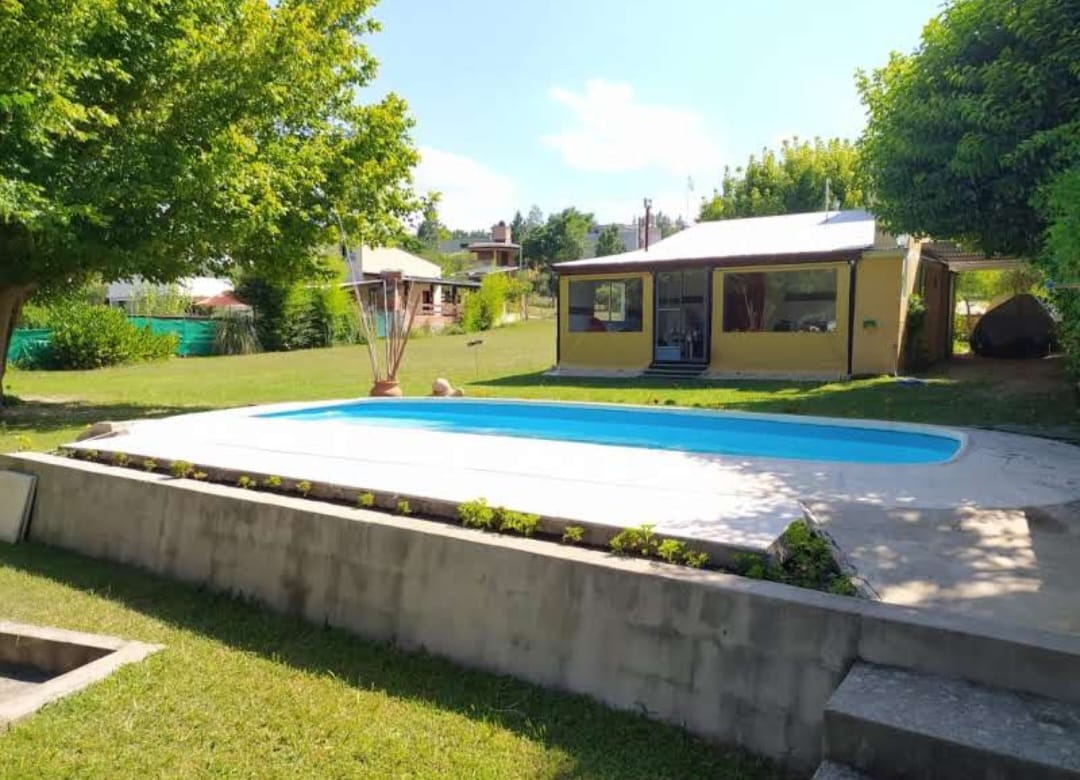 CASA 2 DORM. C PILETA Y SALIDA AL ARROYO - CABALANGO - PUNILLA - CORDOBA