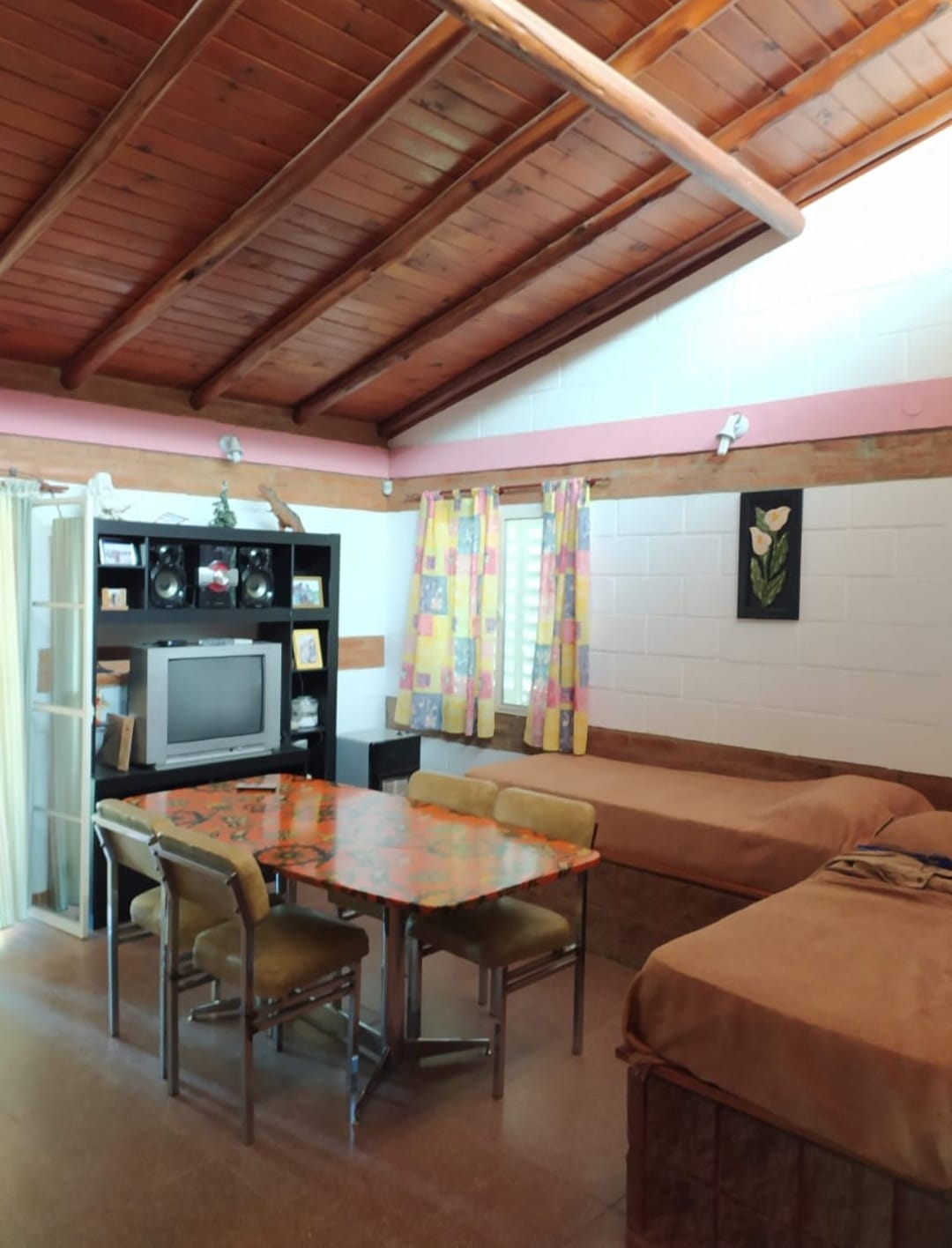 CASA 2 DORM. C PILETA Y SALIDA AL ARROYO - CABALANGO - PUNILLA - CORDOBA