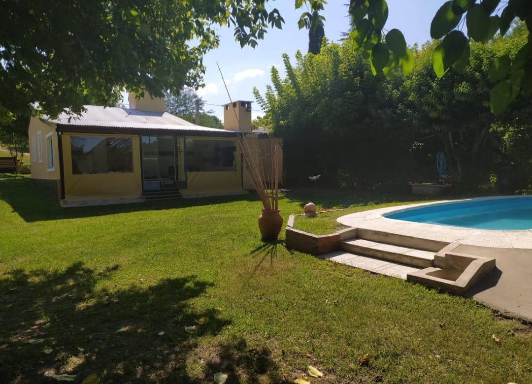 CASA 2 DORM. C PILETA Y SALIDA AL ARROYO - CABALANGO - PUNILLA - CORDOBA