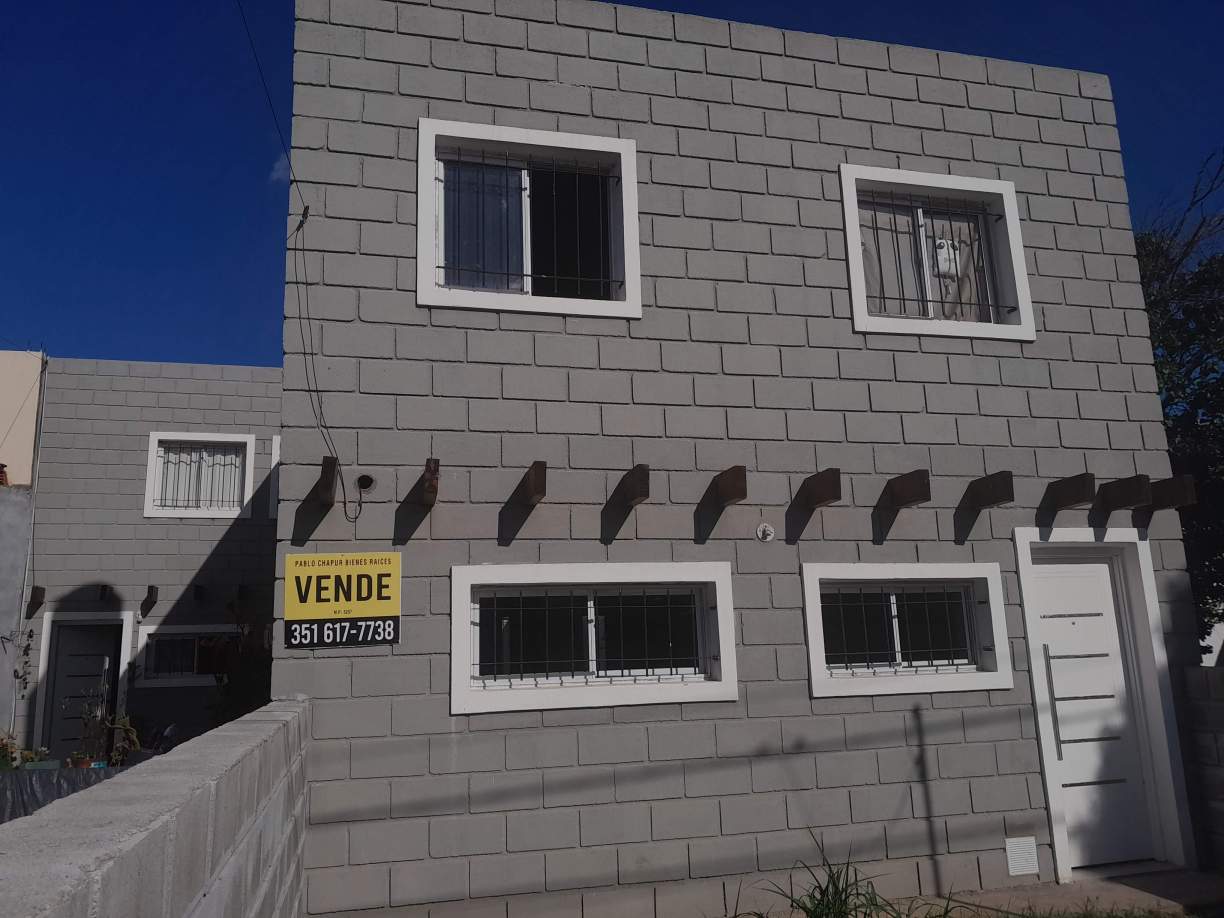 VENDO - DOS DUPLEX - BARRIO SAN FERNADO
