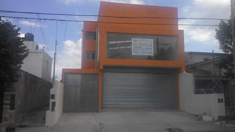 Local Comercial 340 m2 sobre Avenida Santa Ana