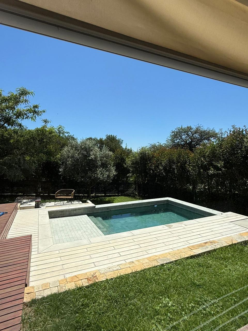 CASA EN VENTA- VALLE DEL GOLF (ETAPA 1)