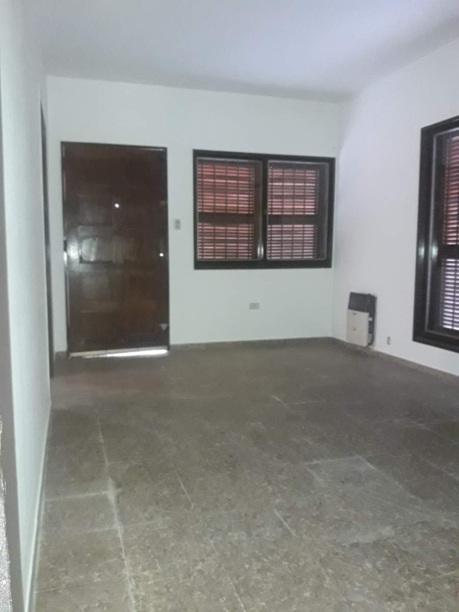 Casa Venta apta credito Shopping V. Cabrera 3dor 3bañs 2 garage cerrado quincho asador