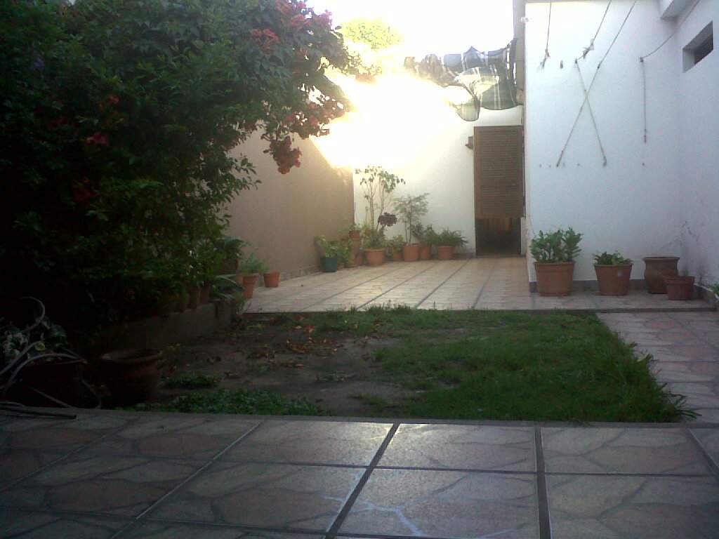 Casa Venta apta credito Shopping V. Cabrera 3dor 3bañs 2 garage cerrado quincho asador