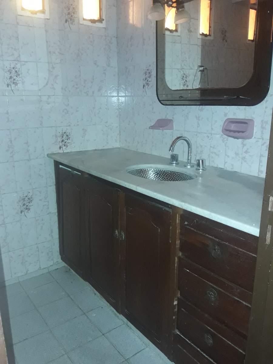 Casa Venta apta credito Shopping V. Cabrera 3dor 3bañs 2 garage cerrado quincho asador