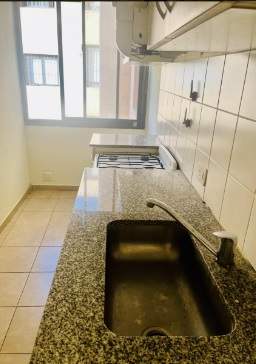 Vendo depto 2 dorm cplacard. B Los Robles.